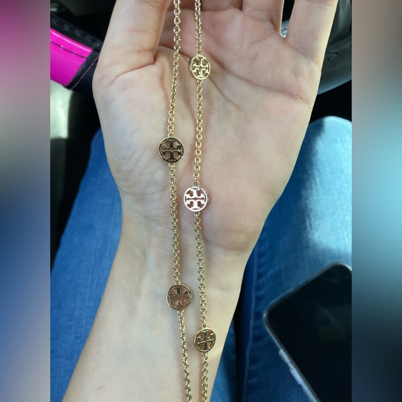 Tory Burch Logo Station Necklace - Picture 3 of 8